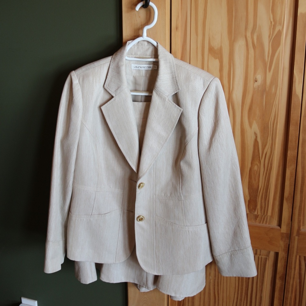 Laura Petites Jacket and Skirt Set - Size 10